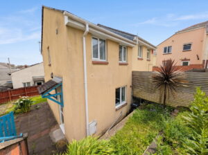 Jubilee Terrace, Plymouth, PL4 9LF